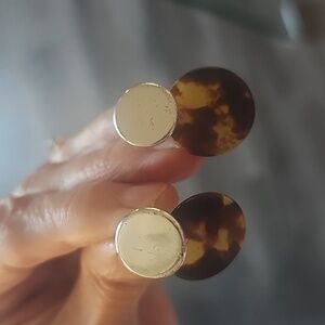 Vintage Silver base tortoise shell clip earrings